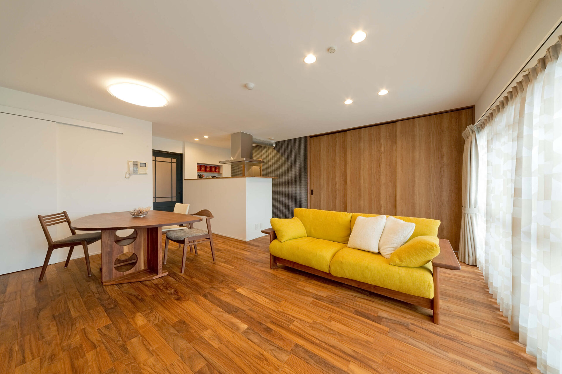 素材にこだわったぬくもりのあるカントリーなお家